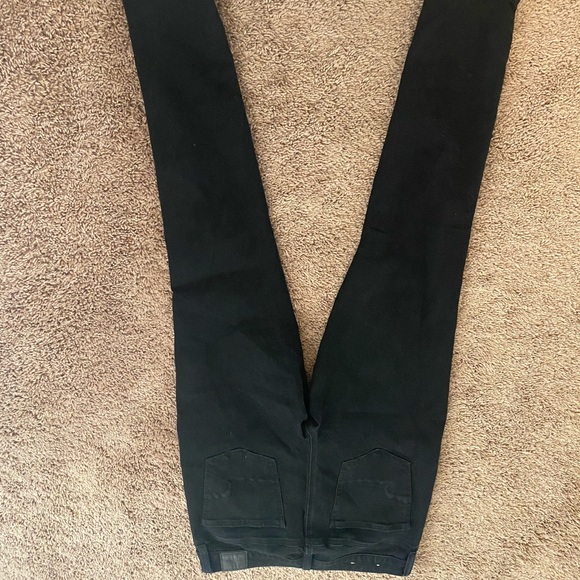 American Eagle Jeans - Picture 2 of 4